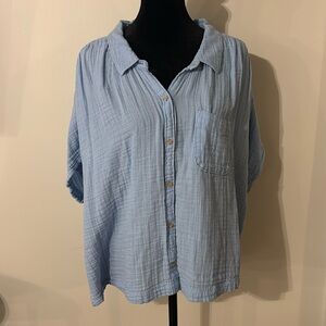 Old Navy Short Sleeve Light Blue Button Down